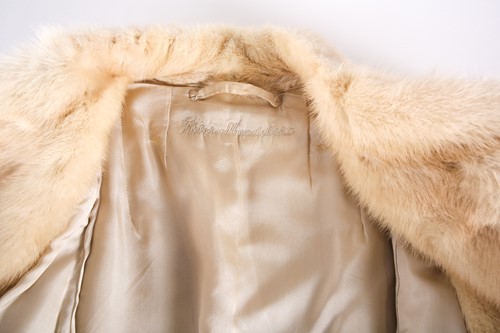 Lot 318 - A Victor Mendelski ladies mink short coat,...