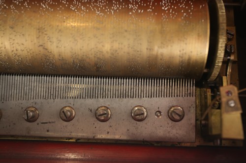 Lot 501 - A Nicole Freres twelve air music box, number...