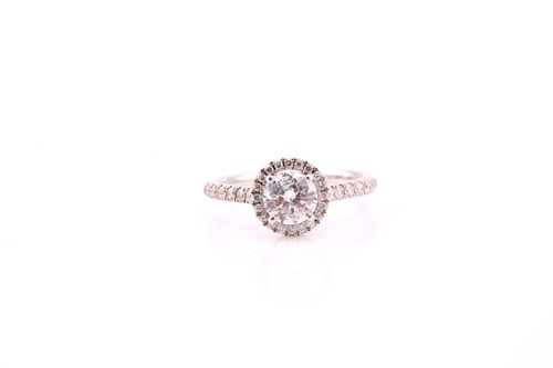 Lot 149 - A diamond cluster ring; the brilliant cut...