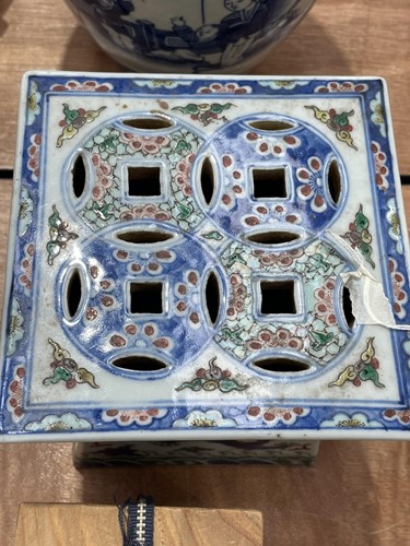 Lot 148 - A pair of Chinese porcelain Wucai stands,...