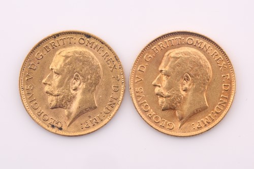 Lot 373 - Two George V half sovereigns, each dated 1913.