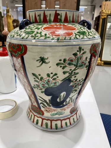 Lot 189 - A Chinese Transitional Wucai porcelain vase,...
