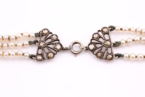 Lot 102 - A late Victorian three-row seed pearl necklace,...