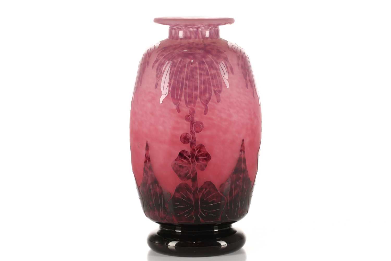 Lot 526 - A 20th century Le Verre Francais cased and...