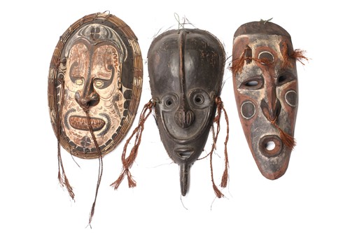 Lot 186 - A Sepik River house mask, Papua New Guinea,...