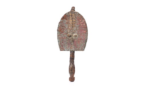 Lot 143 - A Mahongwe reliquary figure, Gabon, the face...