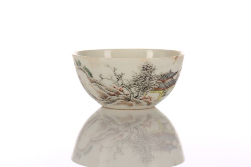 Lot 195 - A Chinese porcelain tea bowl, Qing, 18th...