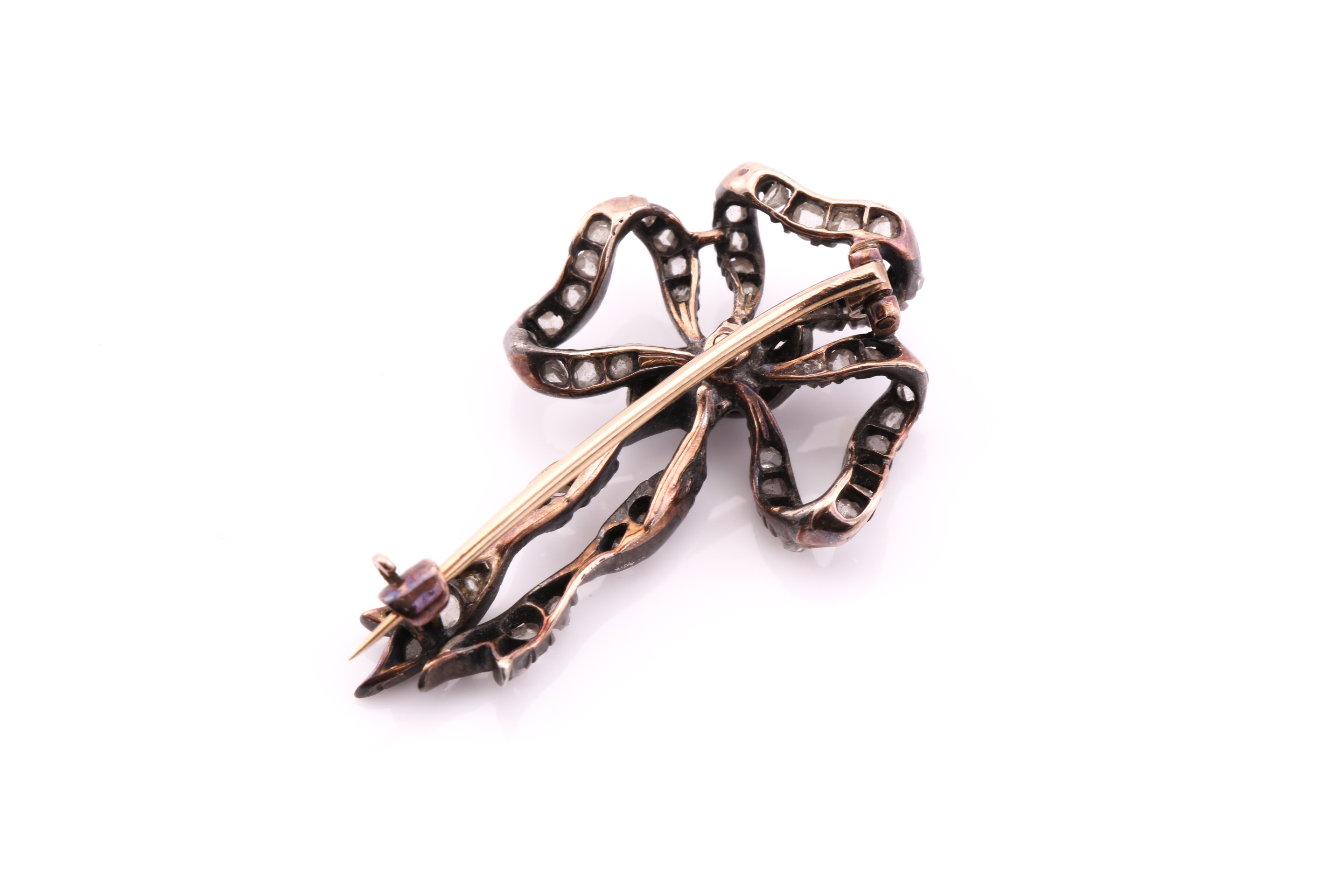 Lot 279 Victorian ribbon tied bow brooch, late 19th