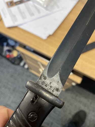 Lot 421 - A German Mauser bayonet, the ricasso stamped...