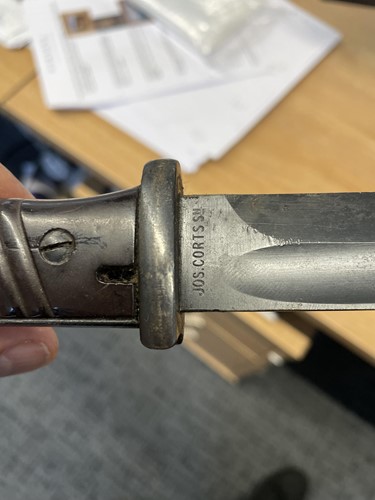 Lot 421 - A German Mauser bayonet, the ricasso stamped...