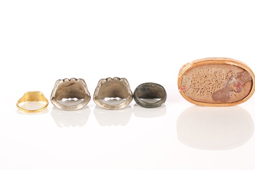 Lot 464 - Roman antiquities, comprising a gold ring,...