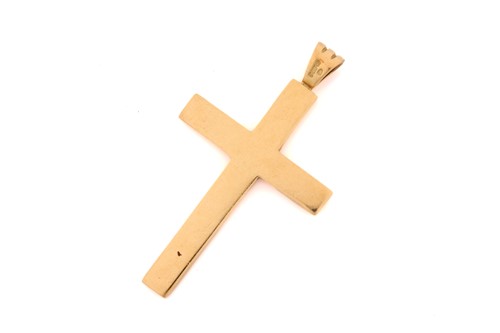 Lot 56 - An 18ct yellow gold cross pendant, with...