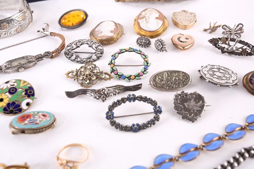 Lot 321 - A collection of 19th century and later...