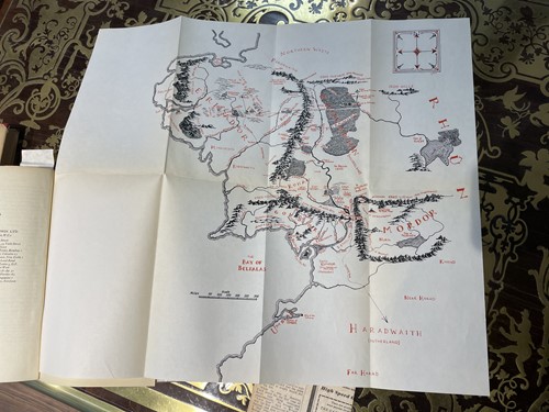 Lot 414 - Tolkein, J.R.R. Lord of the Rings Trilogy The...