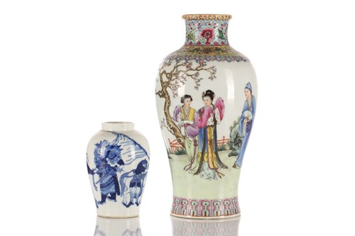 Lot 184 - A Chinese porcelain vase, mid to third quarter...
