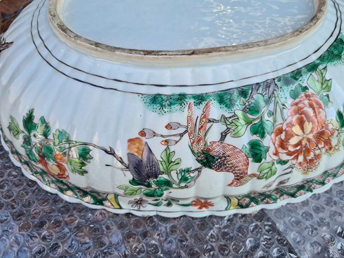 Lot 136 - A Chinese porcelain famille verte oval bowl,...
