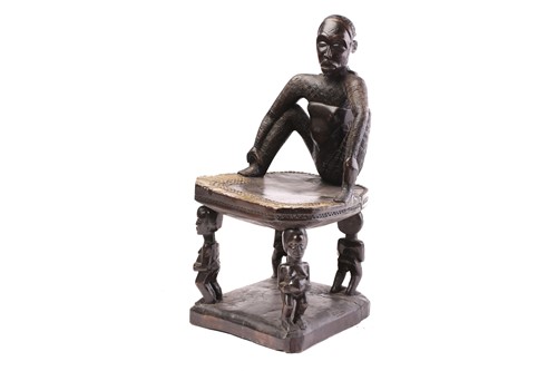 Lot 10 - An unusual Tchokwe (Chokwe) chair, Angola, the...