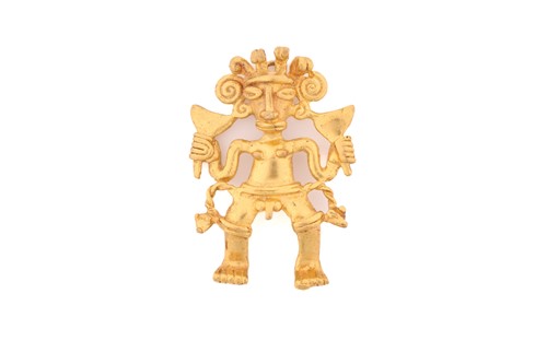 Lot 128 - Aztec styled figure pendant in yellow metal,...