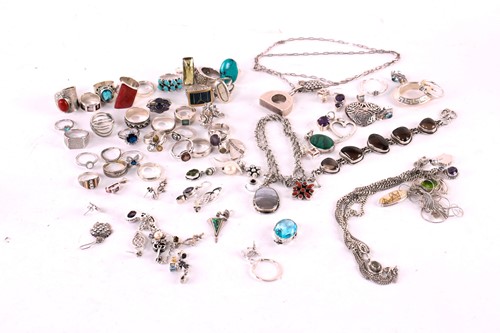 Lot 315 - A quantity of white metal jewellery comprising...