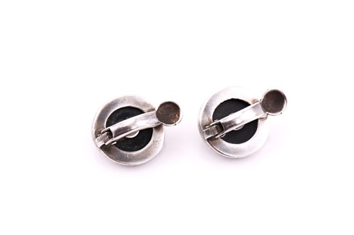 Lot 32 - A pair of silver art deco ear clips,...