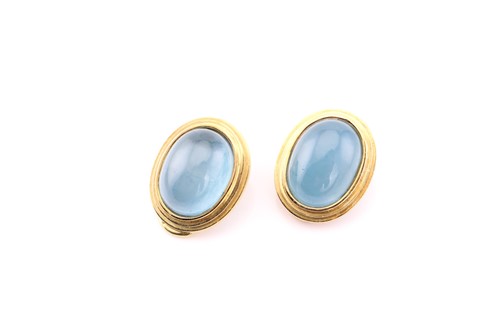 Lot 189 - A pair of aquamarine earrings, each consisting...