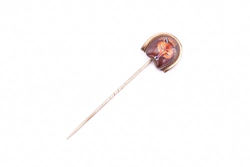 Lot 177 - A Victorian Essex Crystal fox head stick pin,...