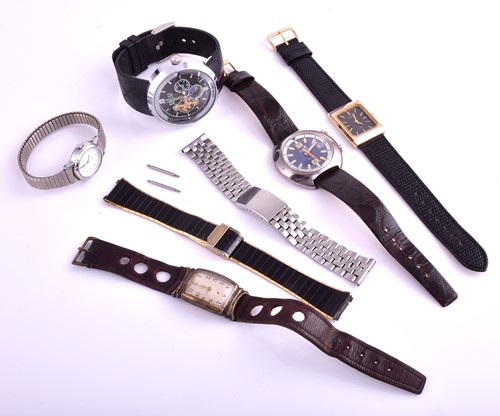 Lot 188 - A lot consisting of five wristwatches,...