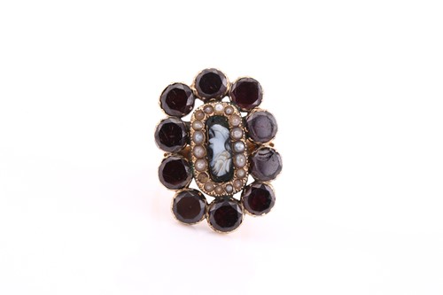 Lot 33 - A 19th century mourning brooch converted into...