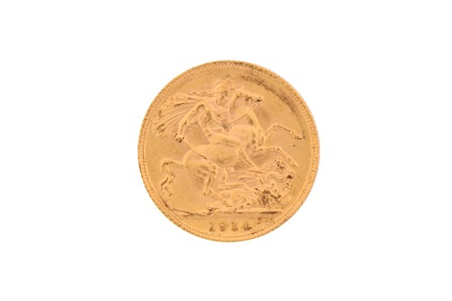 Lot 94 - A George V London Mint sovereign gold coin,...