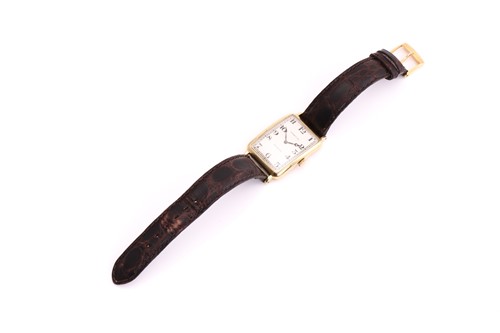 Lot 417 - A Gentlemen's Tiffany and Co. wristwatch with...