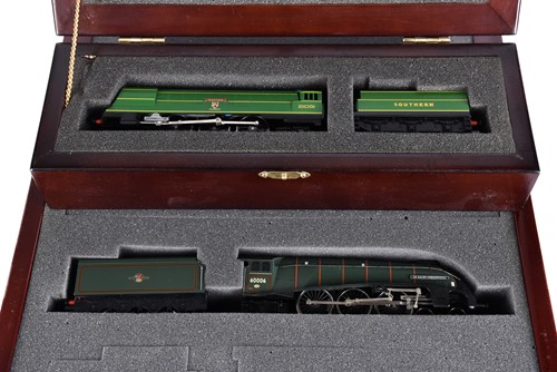 Lot 596 - A Hornby Railways limited edition 50th...