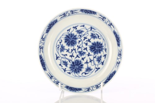 Lot 181 - A Chinese porcelain blue & white dish, painted...