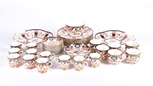 Lot 526 - A collection of Royal Crown Derby Imari,...