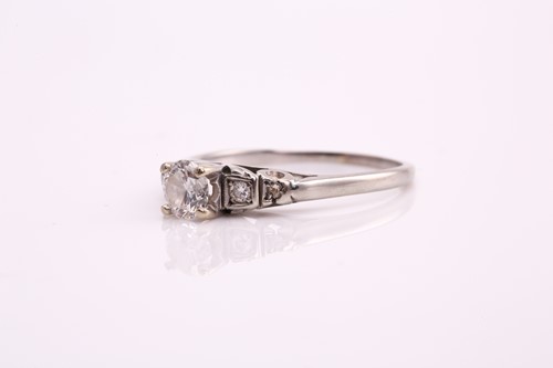 Lot 61 - A diamond cathedral engagement ring,...