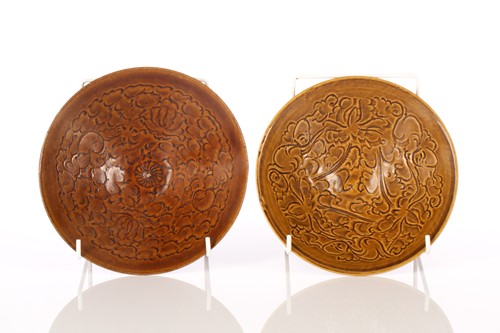 Lot 139 - A pair of Chinese Song Dynasty style bowls, of...