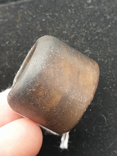 Lot 289 - Two Chinese jade archers rings, internal...