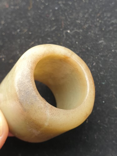 Lot 289 - Two Chinese jade archers rings, internal...