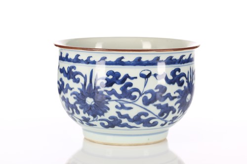 Lot 67 - A Chinese blue & white deep sided bowl, in the...