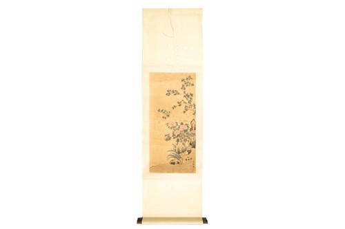 Lot 292 - After Jin Cheng, a scroll painting of birds...