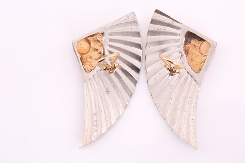 Lot 230 - A pair of Erté 'Nile' earrings, each comprises...