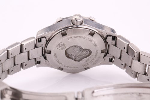 Lot 430 - A lady's Tag Heuer Aqua Racer 300m, with a...