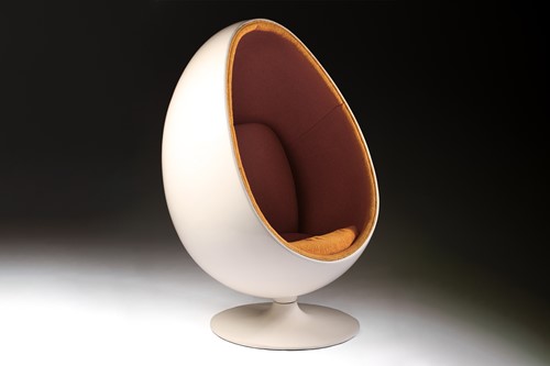 Lot 238 - An Eero Aarnio style "Egg Pod" chair with...
