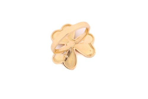Lot 209 - An 18ct gold ring converted from Van Cleef &...