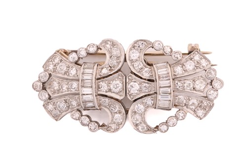 Lot 253 - A diamond duette brooch, consisting of two...