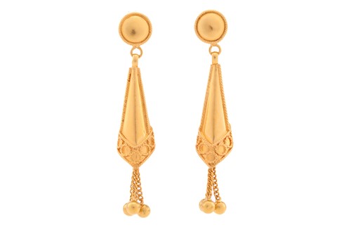 Lot 15 - A pair of cone-shaped drop earrings, each...
