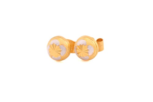 Lot 275 - A pair of bi-coloured precious metal ear studs,...