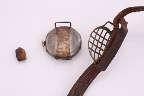 Lot 366 - A 1915 Silver Trench watch, with a pocket...