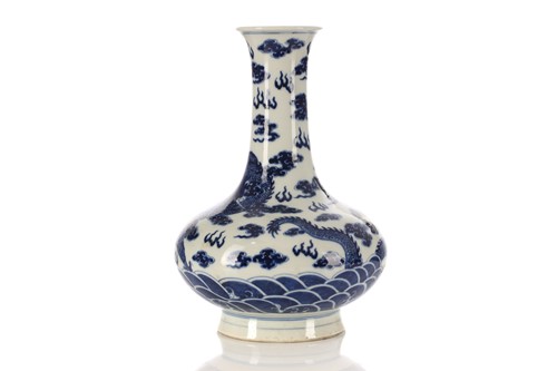 Lot 149 - A Chinese blue & white dragon vase, Qing,...