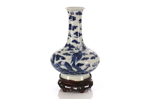 Lot 149 - A Chinese blue & white dragon vase, Qing,...