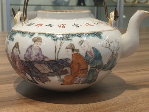 Lot 77 - A Chinese famille rose teapot, Qing, early...